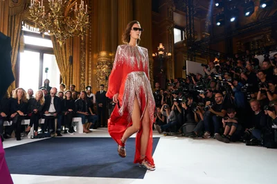 Look 11